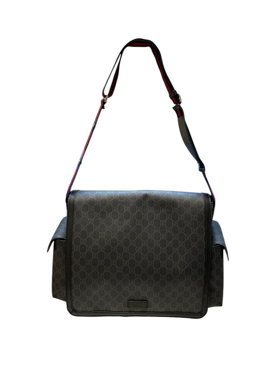 Gucci  Size L/XL Designer Purses