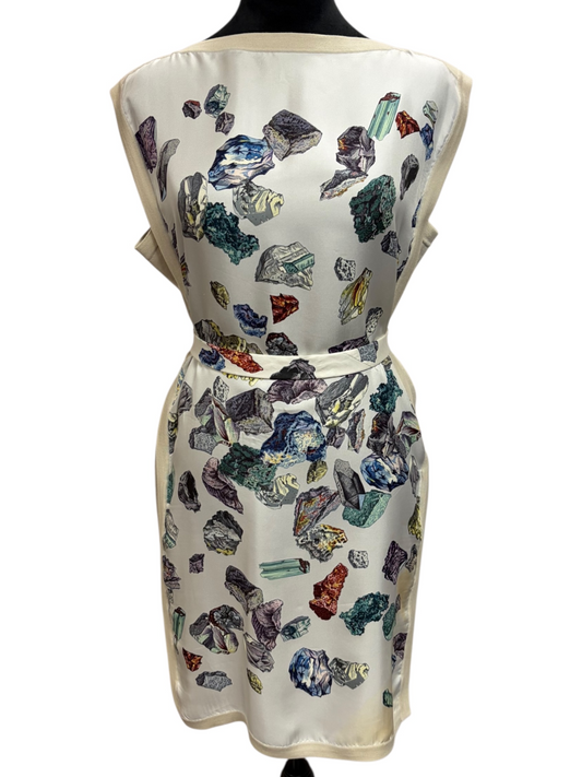 Hermes Size Medium Designer Clothing