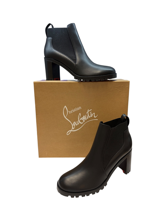 C Louboutin  Size 40.5 Designer Shoes