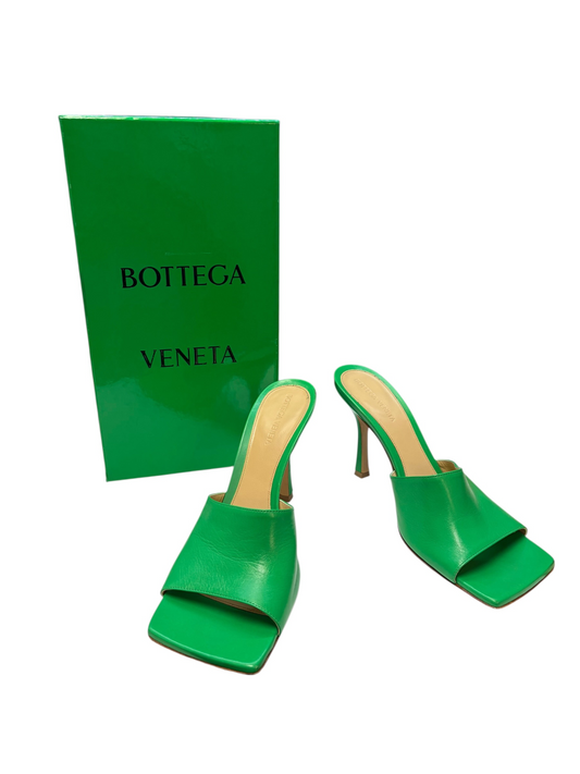 Bottega Size 40 Designer Shoes