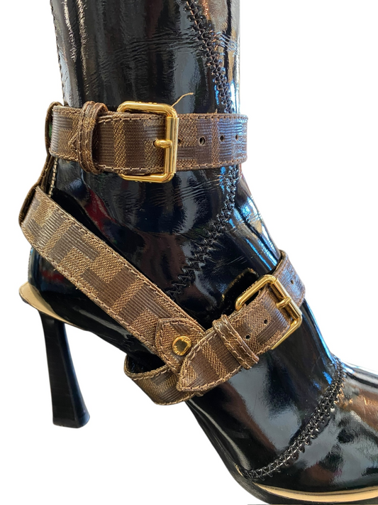 Fendi  Size 39 Designer Shoes