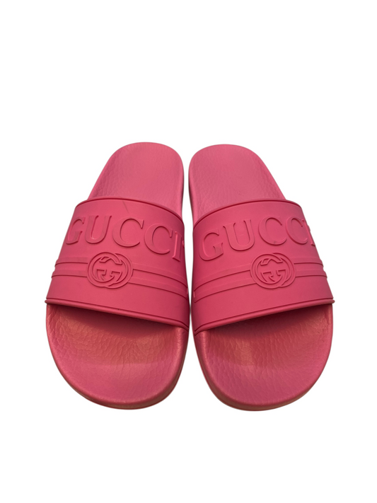 Gucci  Size 7 Designer Shoes