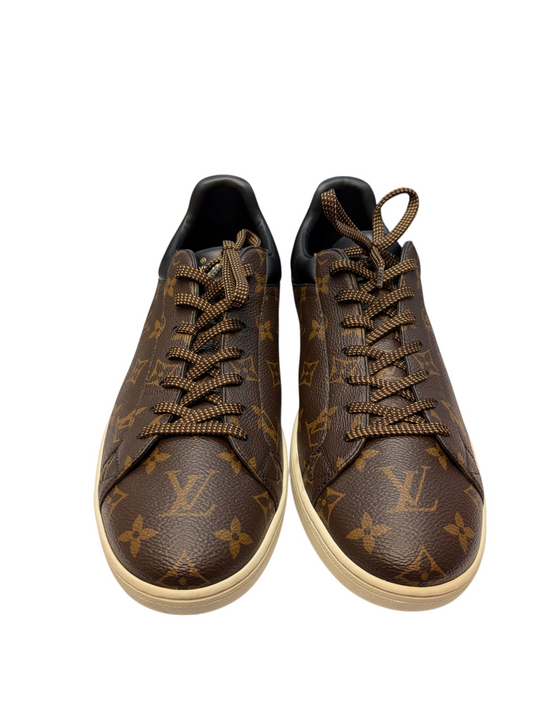 LV Size 11 Louis Vuitton