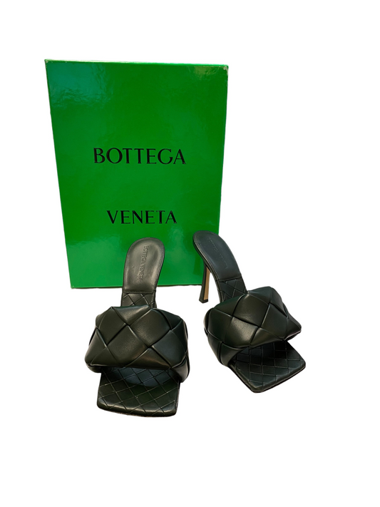 Bottega  Size 37.5 Designer Shoes