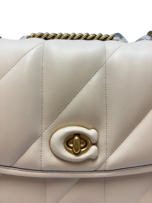 Coach  Size Medium Designer Purses