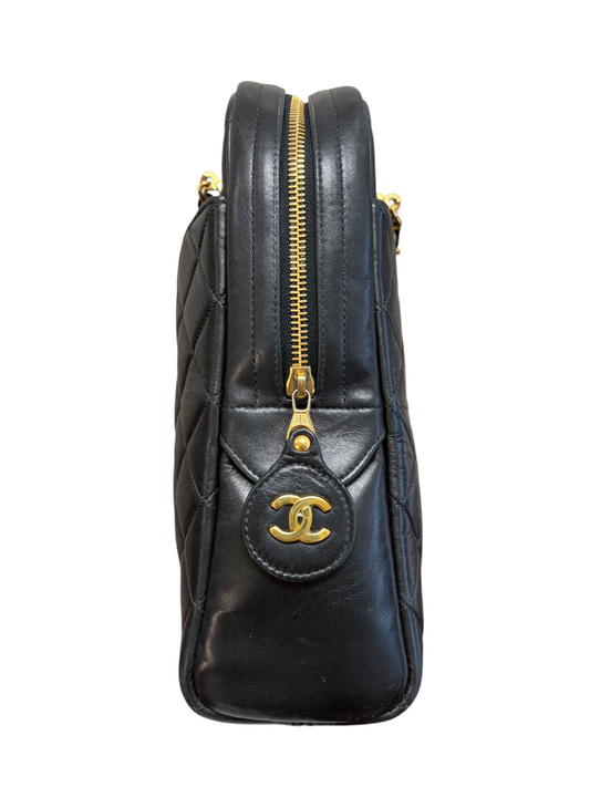 Vintage Chanel Size L/XL Designer Purses