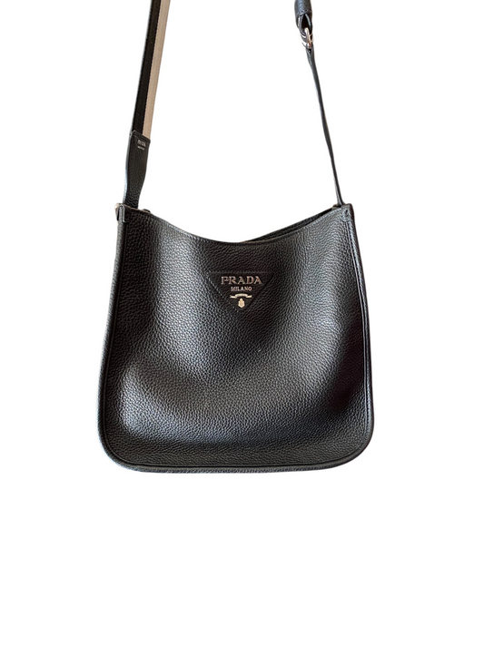 Prada  Size Medium Designer Purses