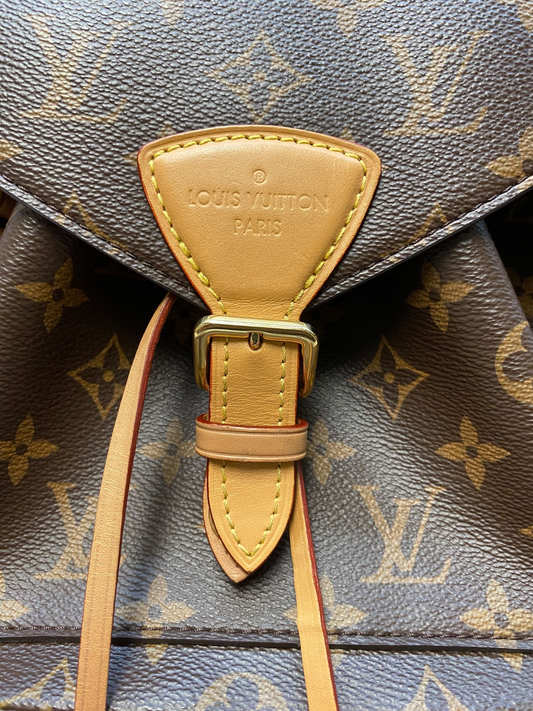 Louis Vuitton  Size PM Louis Vuitton