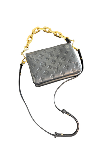 LV  Size Medium Louis Vuitton