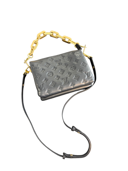 LV  Size Medium Louis Vuitton