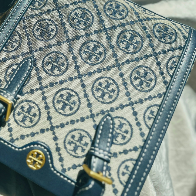 Revive Luxury Resale