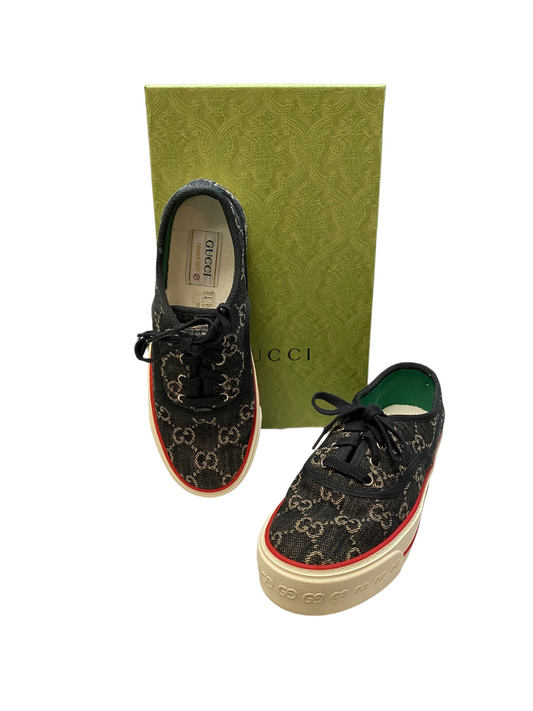 Gucci  Size 37 Designer Shoes