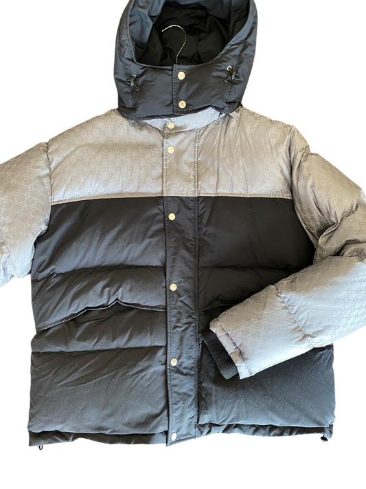 Gucci Size 3X Designer Clothing