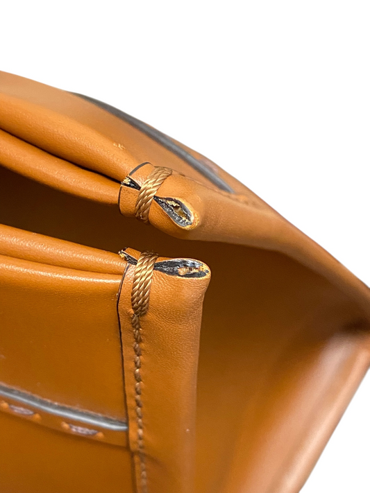 Fendi  Size L/XL Designer Purses