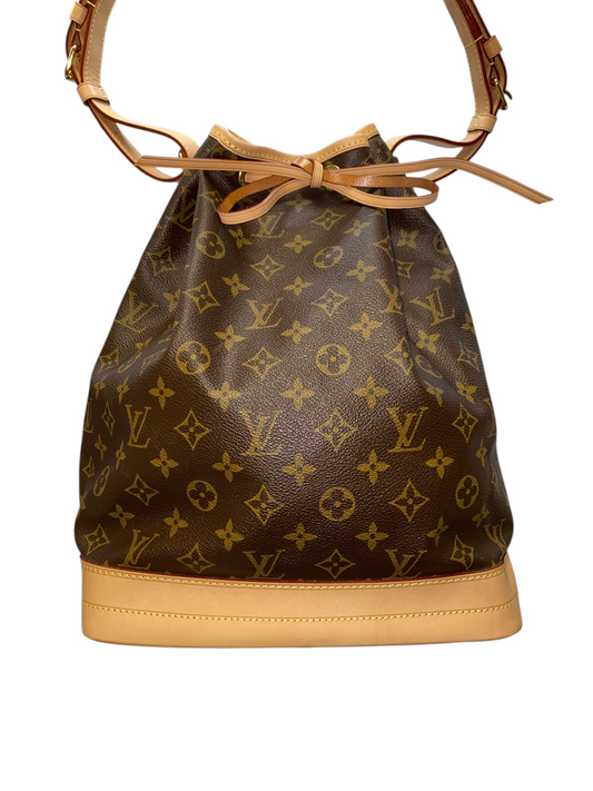 LV  Size Large Louis Vuitton