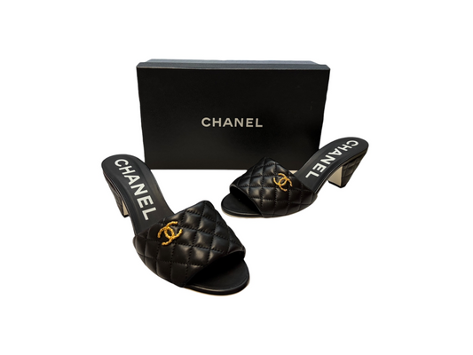Chanel  Size 40 Designer Shoes